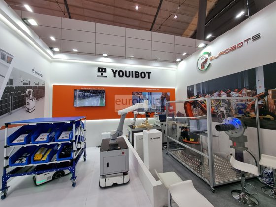 优艾智合 YOUIBOT REBOTS 移动机械手 (AMM)