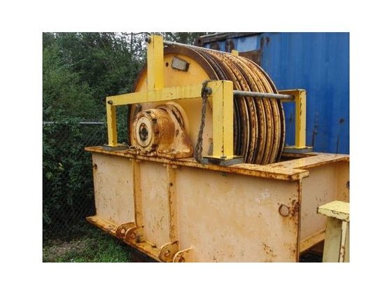 L & L Traveling Equipment
