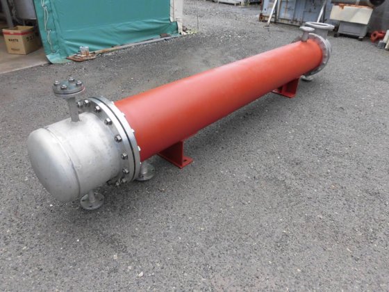 多管式熱交換器 (チューブ&シェル)