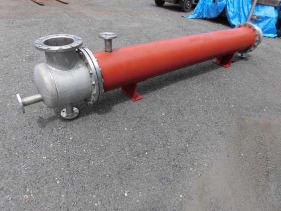 多管式熱交換器 (チューブ&シェル)