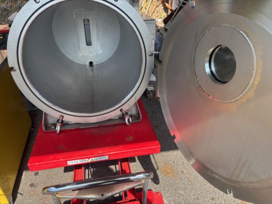 真空脱泡タンク　４種混合可