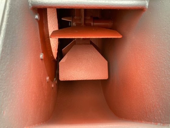 2001 朝日工機製作所 E-30型