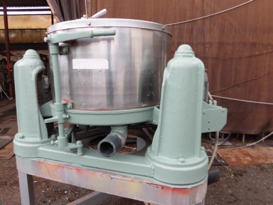 バスケット型遠心分離機