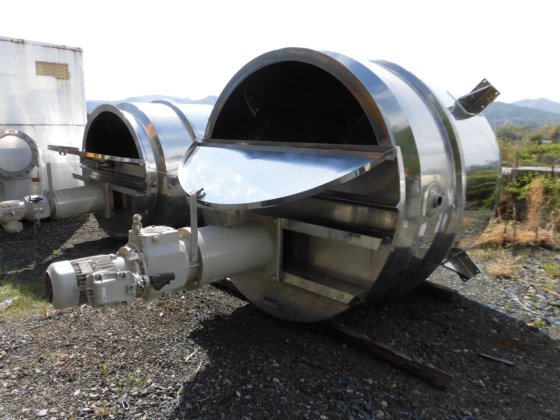 ジャケット付き攪拌タンク