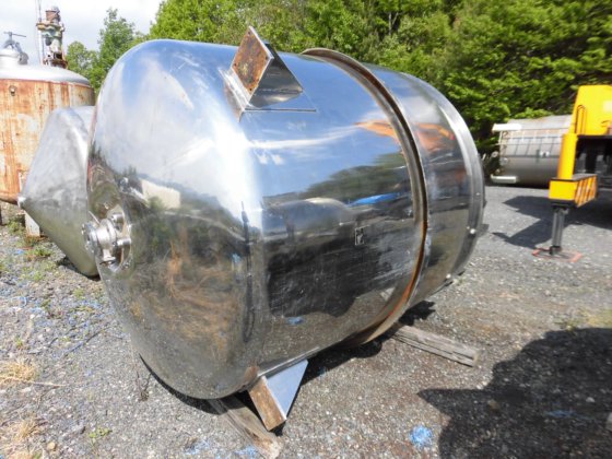 ジャケット付き攪拌タンク