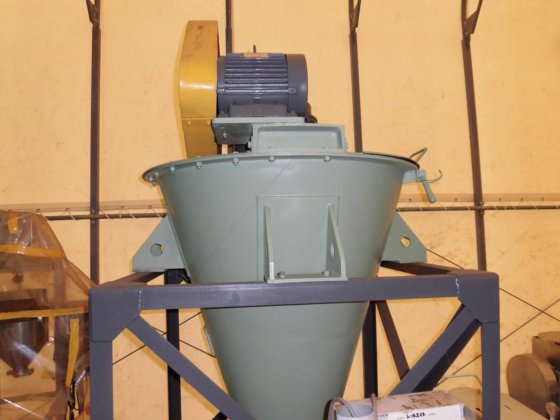 1977 ホソカワミクロン製 NX-2型