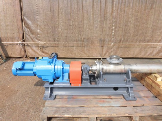 スクリューフィーダー