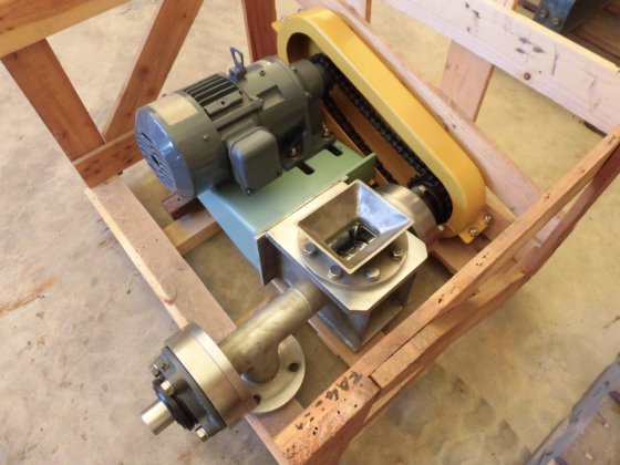 スクリューフィーダー