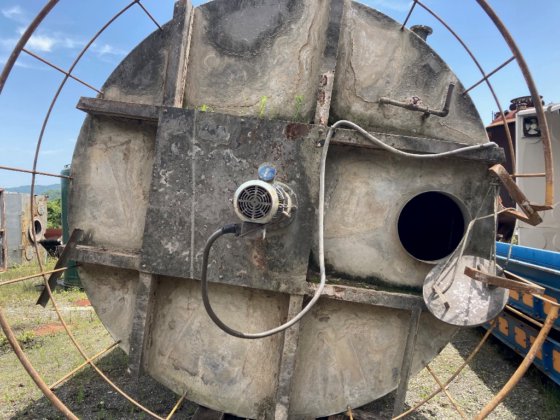 Agitation storage tank