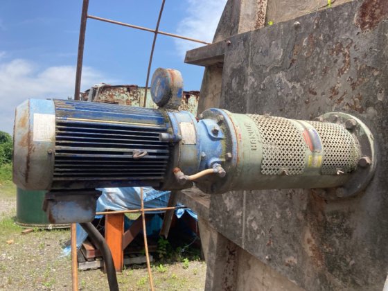 Agitation storage tank