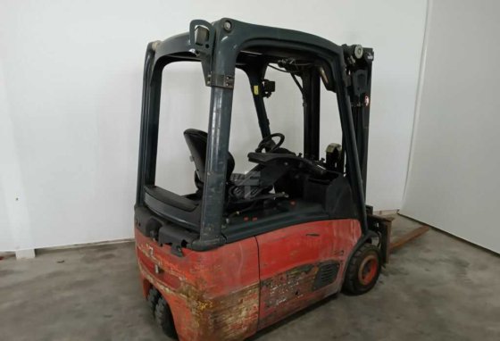 2010 Linde E16-01