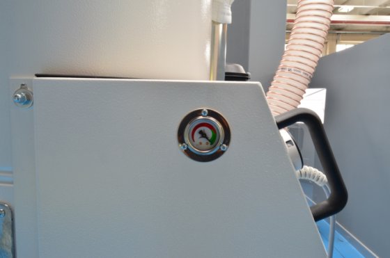 SCHWAN PHARMA-STAUBSAUGER