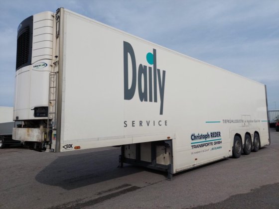 van-eck-ut3z-double-decker-refrigerated-box-trailer-carrier-vector