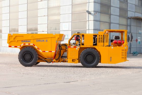 UK-8 地下运矿卡车