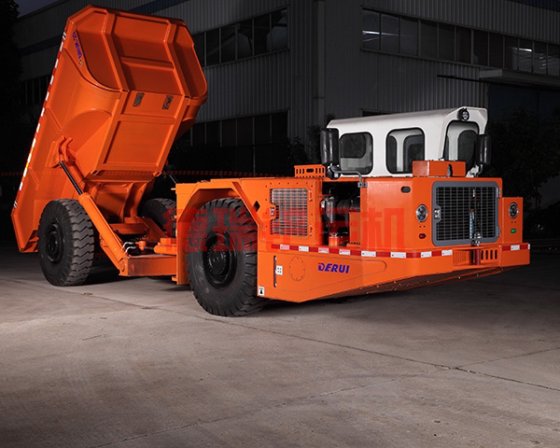 UK-15 地下运矿卡车