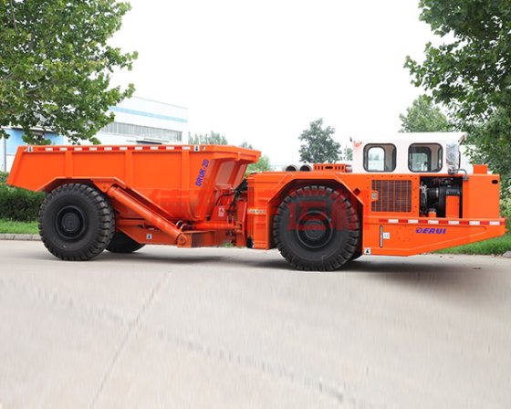 UK-15 地下运矿卡车