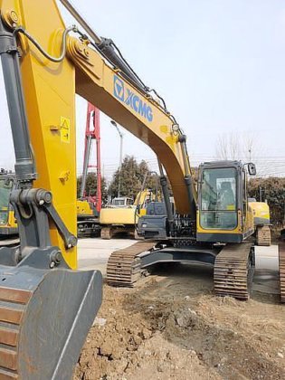 XCMG XE230LC
