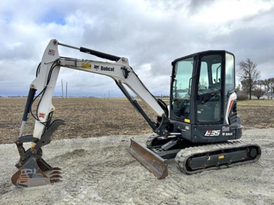 2021 BOBCAT E35 BAGGER [HE-010388]