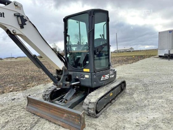2021 BOBCAT E35 BAGGER [HE-010388]