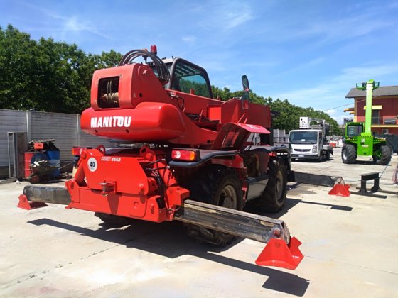 2009 Manitou MRT 1842