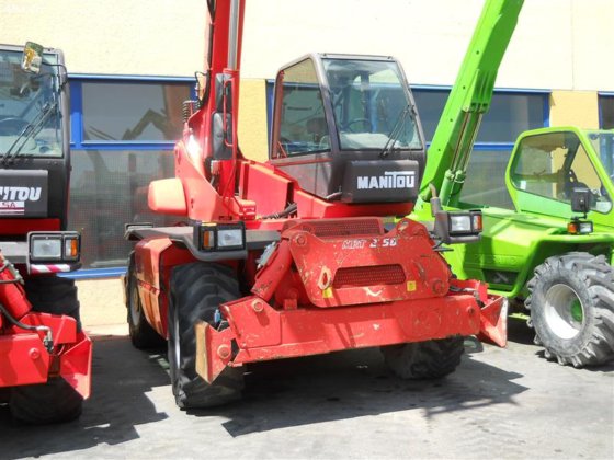 2004 Manitou MRT2150
