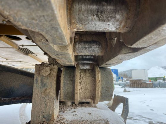 2022 CAT 374-07B