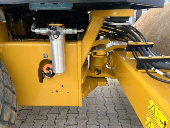 2021 CAT CS 54 B