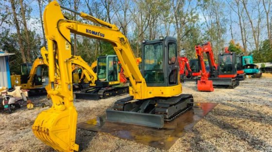 2023年小松 PC 55 MR