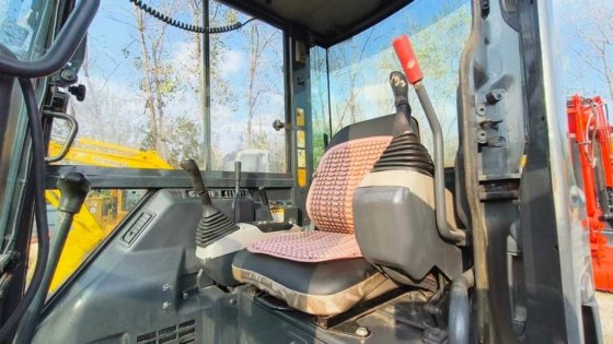 2023年小松 PC 55 MR