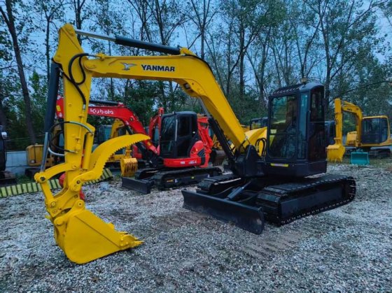 2023ヤンマー Vio 75