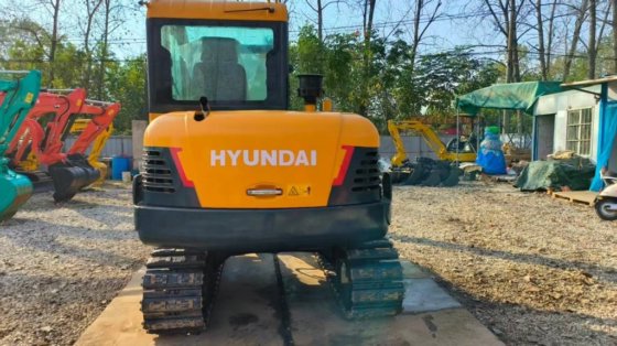 2023年 ヒョンダイ ロブエックス 60 VS