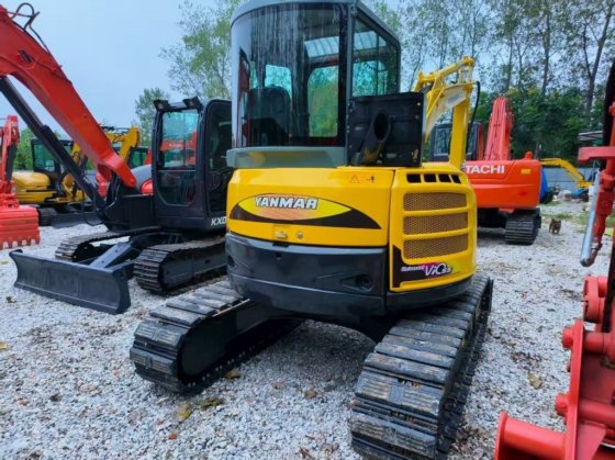 2023年 ヤンマー Vio 55