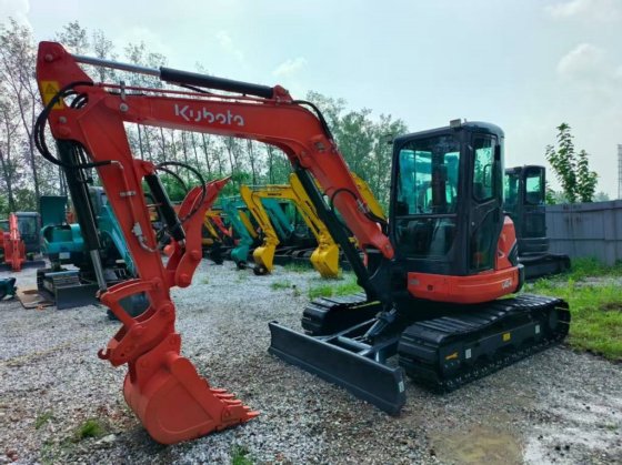 2023 Kubota U 40