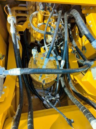 2024 CAT 345GC