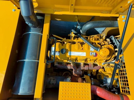 2024 CAT 345GC