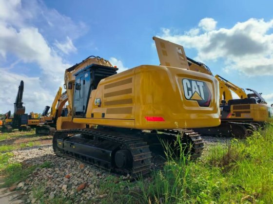 2024 CAT 345GC