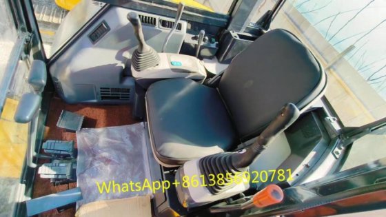 2023年 クマツ PC 50 MR