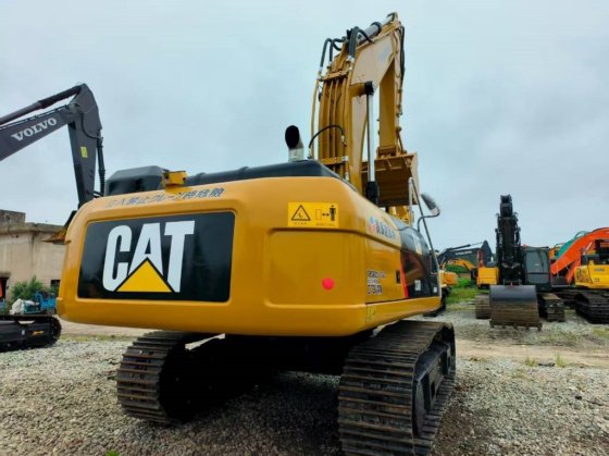 2023 CAT 336 D