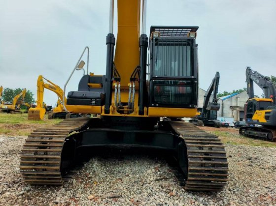 2023 CAT 336 D