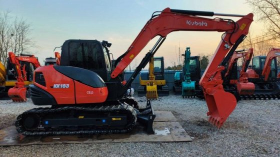 2023年久保田KX 183-3