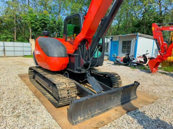 2023年クボタ KX 080-4