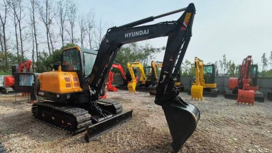 2023年 ヒョンダイ ロブエックス 60 VS