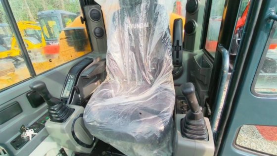 2023年 ヒョンダイ ロブエックス 60 VS