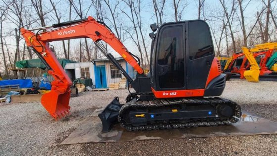 2023年久保田KX 183