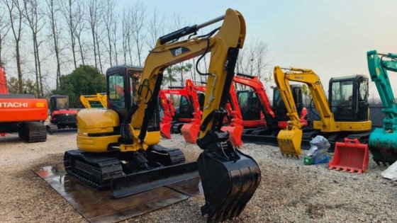 2023 CAT 305 CR