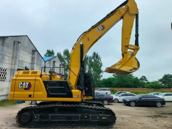 2023 CAT 349GC