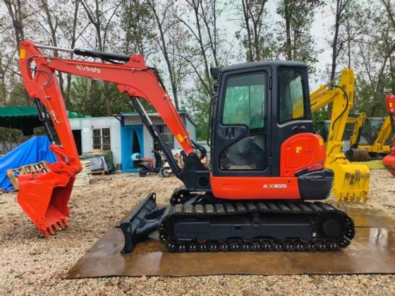 2023年久保田KX 165