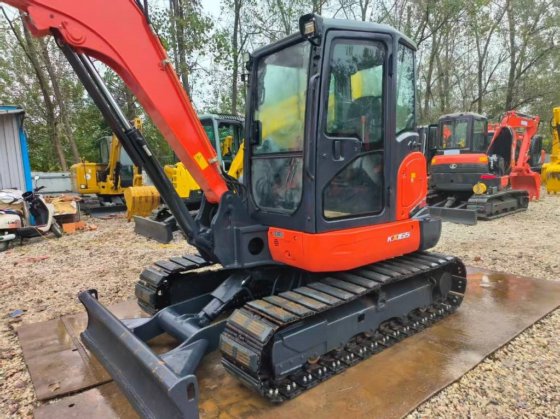 2023年久保田KX 165