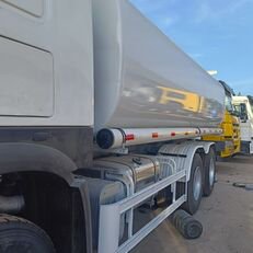 Howo 330hp燃料タンク燃料トラック