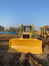 キャタピラーD6Gブルドーザー